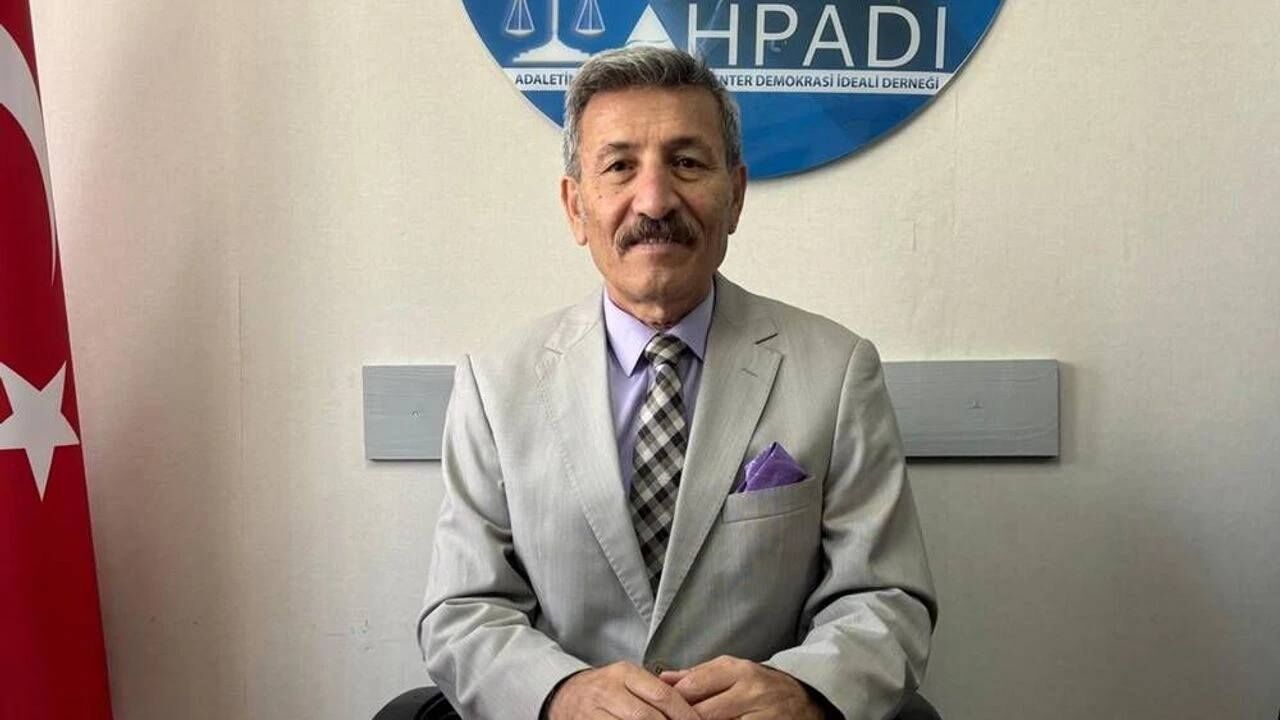 Eskişehir’de Mehmet Ektaş yabancı tabelalara tepki gösterdi