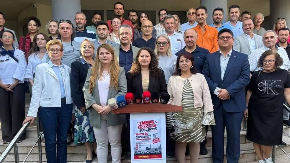 TMMOB Eskişehir’de mühendis ve mimarların meslek sorunlarına dikkat çekti